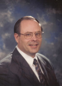 David Trumble author of sewing machine repair courses David Trumble author of sewing machine repair courses